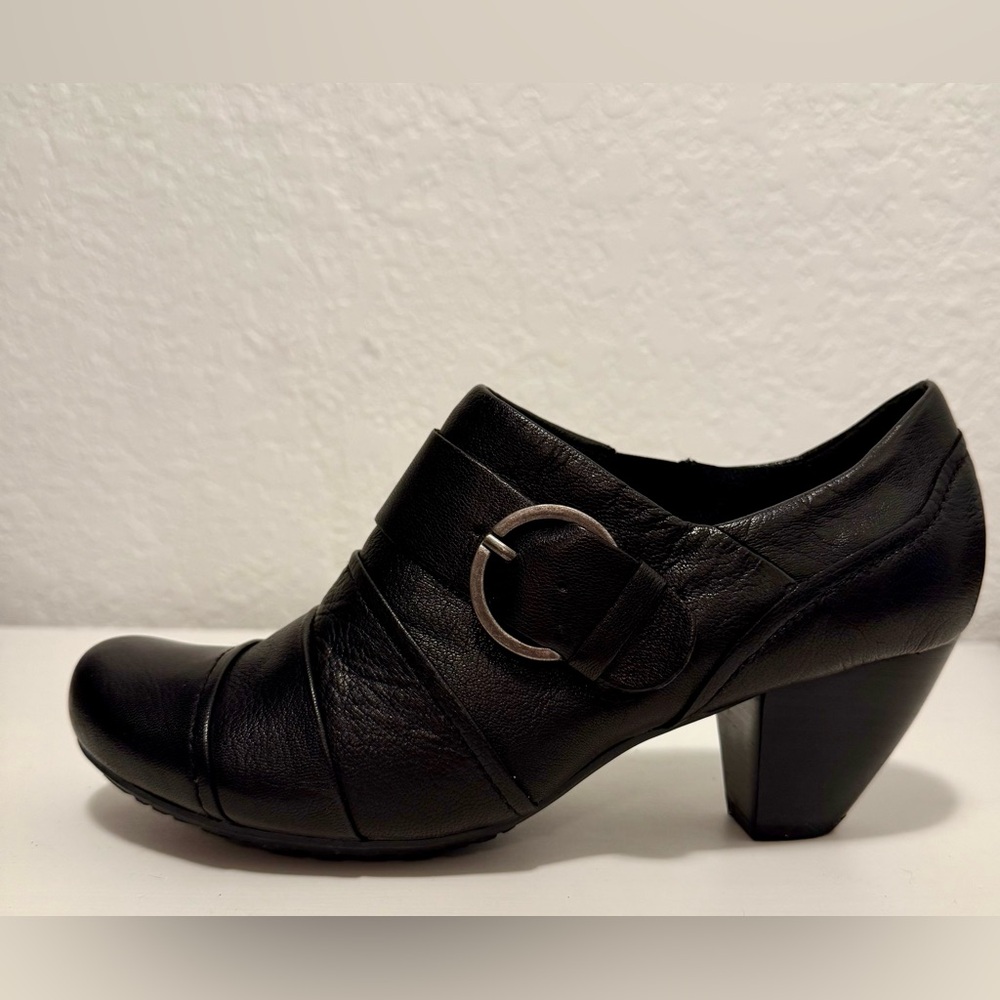 Witchy Black leather Women's Heeled Shoes - Picture 15 of 16